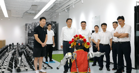 甘靖中带队到未来科学城东区调研，强调加快培育和发展新质生产力，推动区域产业升级和创新发展迈上新台阶