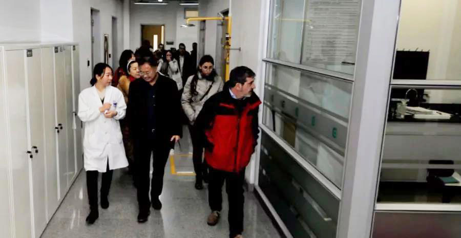 1575859874510058496.jpg 5.jpg